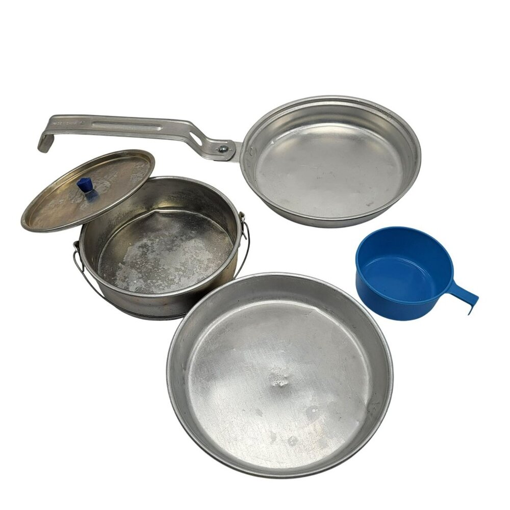 Vintage Boy Scouts Of America Aluminum Mess Kit 2 Pan Set Plate Cup Camp Cookwar